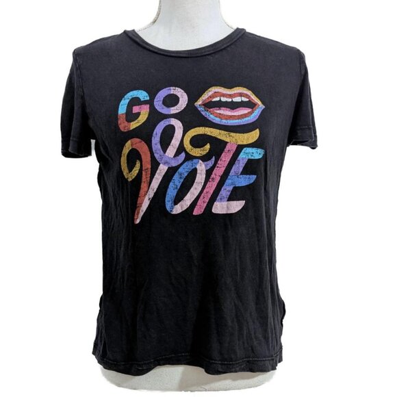 Anthropologie The Art of Anthropologie Super Nice Letters Go Vote T-Shirt - Picture 3 of 9